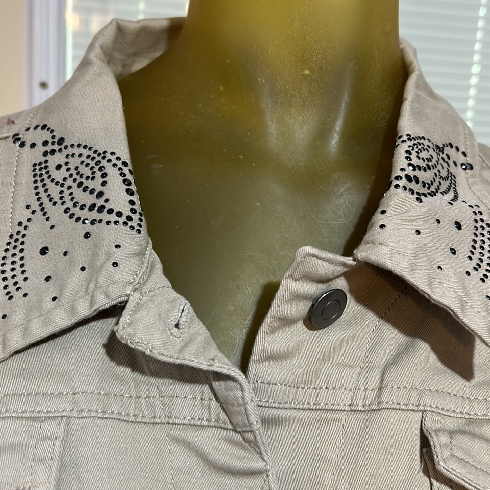 Distinct jacket - Picture 2 of 9